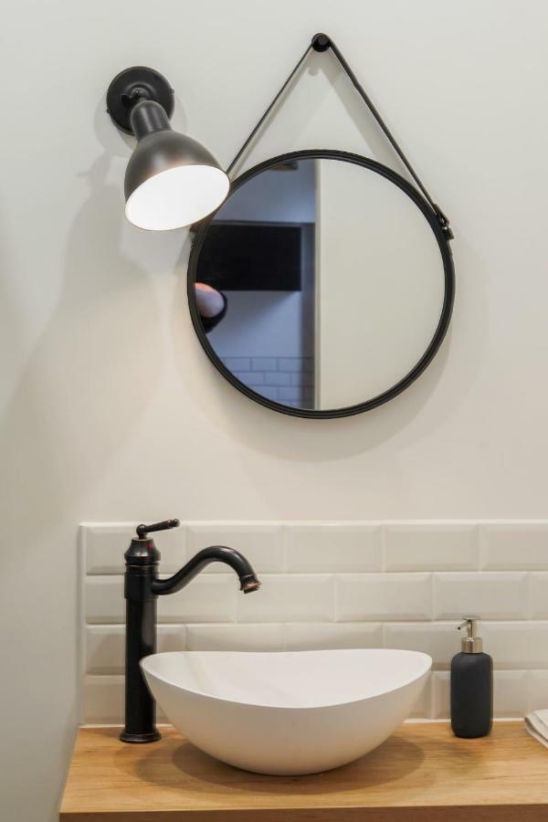 Le Saint Honore Apartment